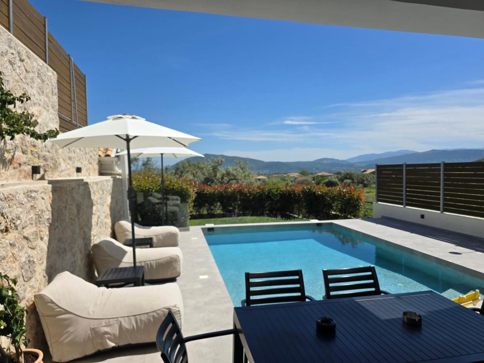 Nemesis Luxury Villas Apolpaina 외부 사진